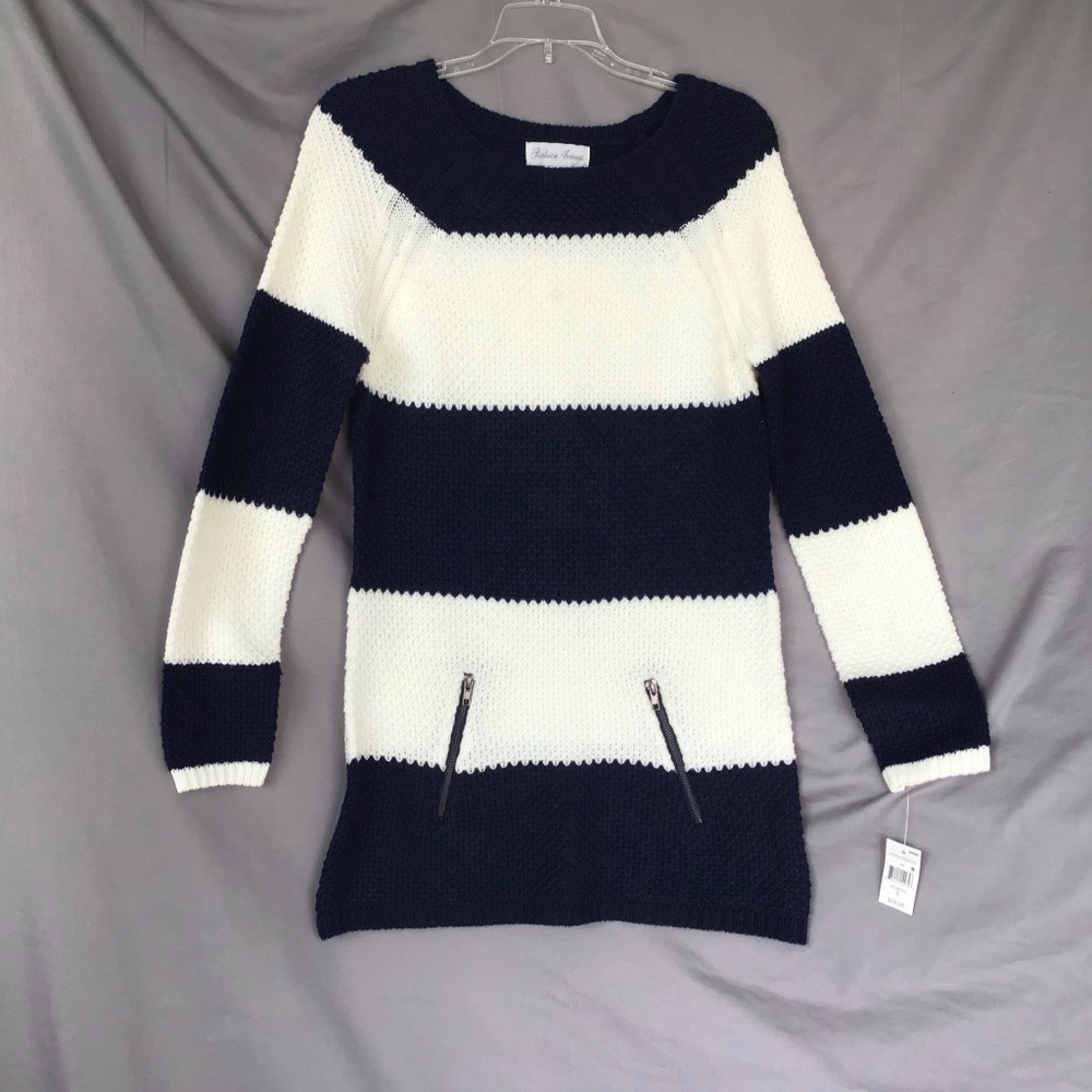 Women's sweater